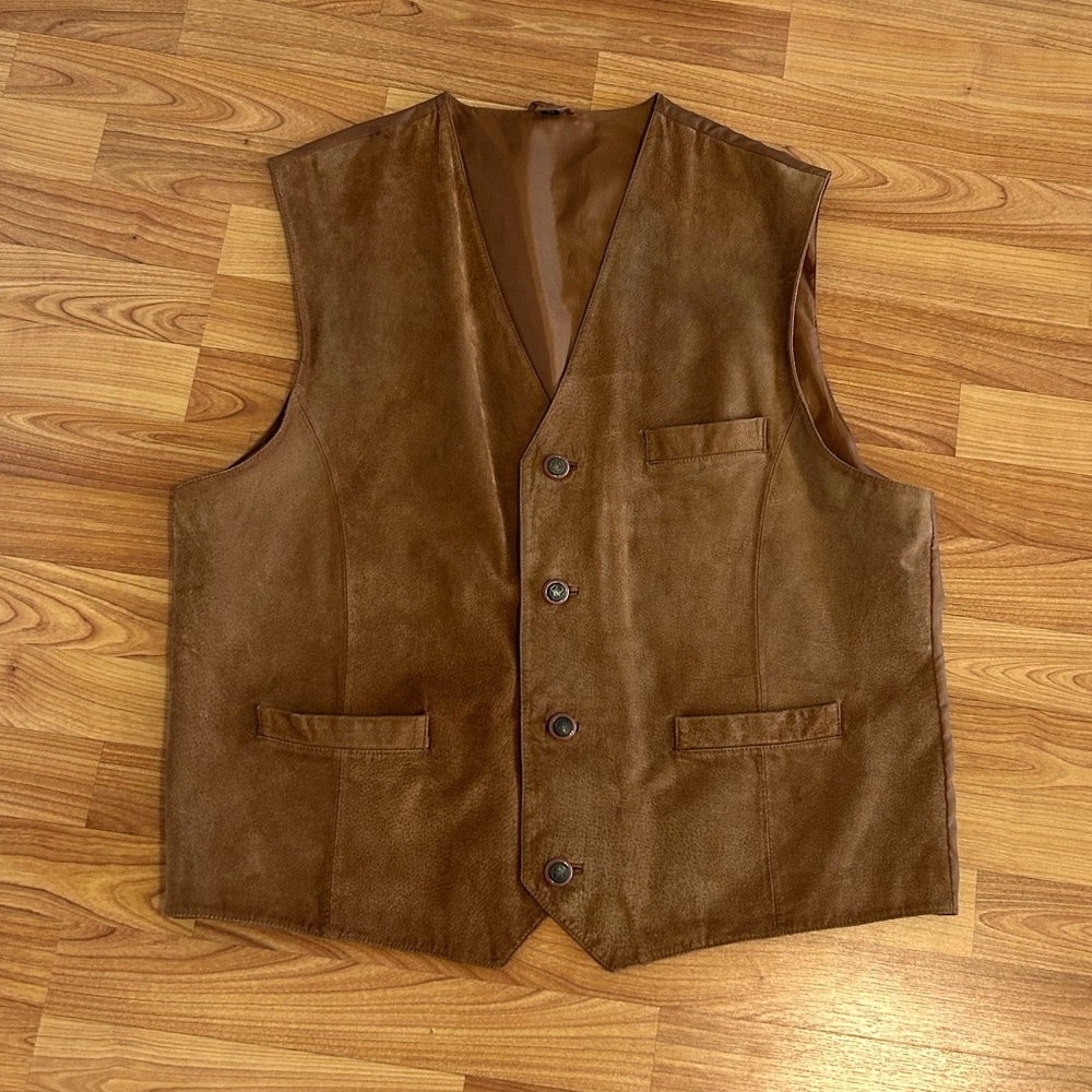 Men’s rover and lakes leather wear brown leather vest size 56
